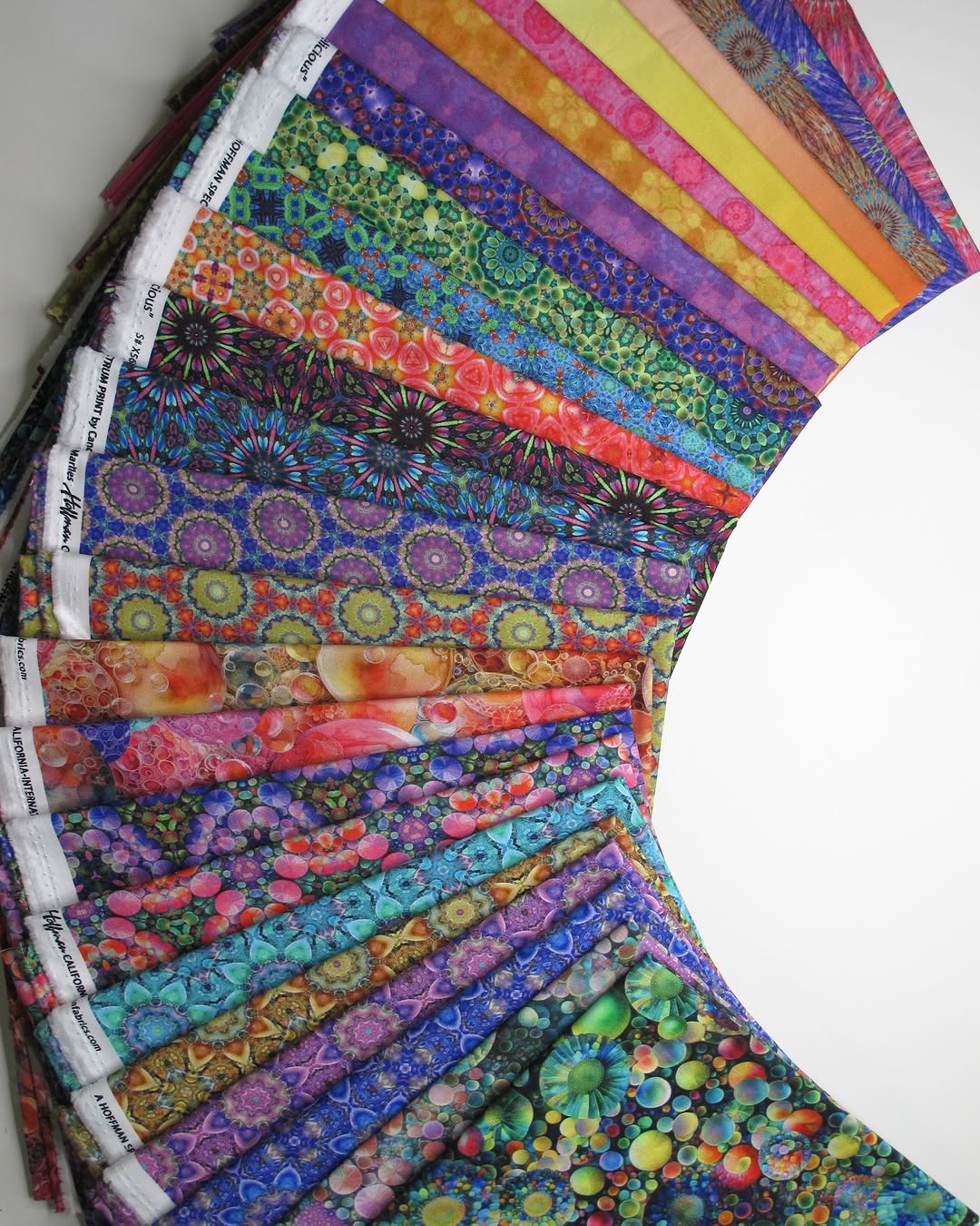 Bubblelicious fabric collection from Hoffman Fabrics