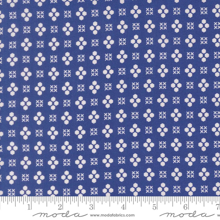 Makers Delight Regatta fabric 28104 13