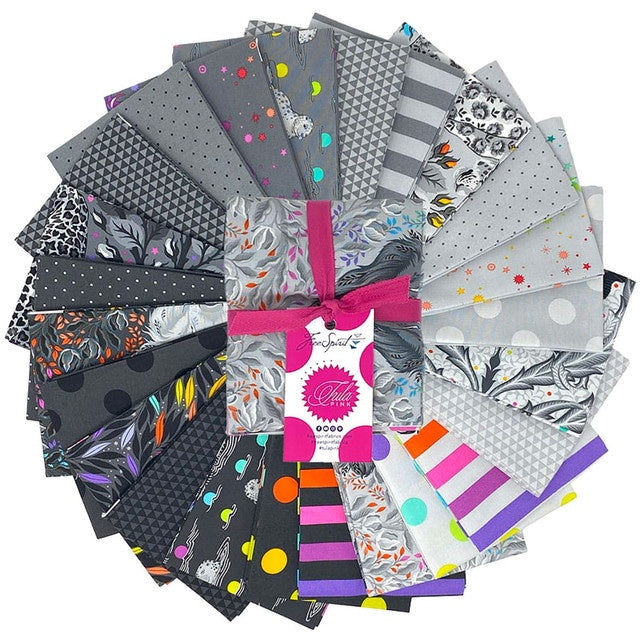 Graywork Fat Quarter Bundle - 24pcs