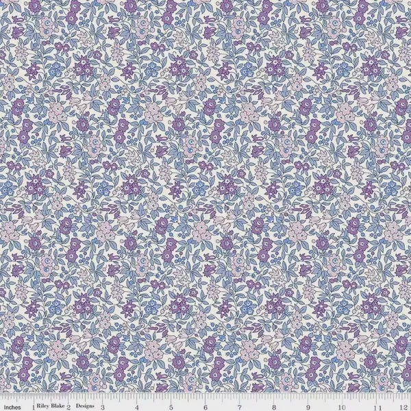 Everlasting Forget Me Not Blossom in A fabric yardage