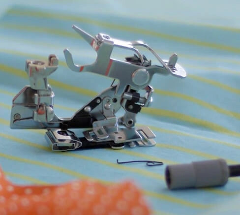Bernina 86 Ruffler Presser Foot (008386.75.00)