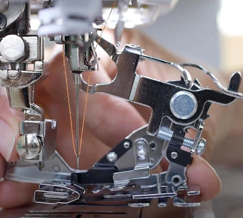 Bernina 86 Ruffler Presser Foot (008386.75.00)