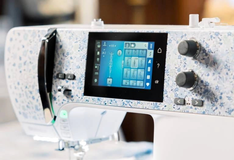Bernina 495 Liberty Edition Machine